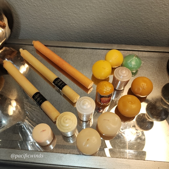 ROOT TAPERS FLOATING & VOTIVE CANDLES - Picture 1 of 6